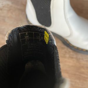 Dr Martens Chelsea Boot